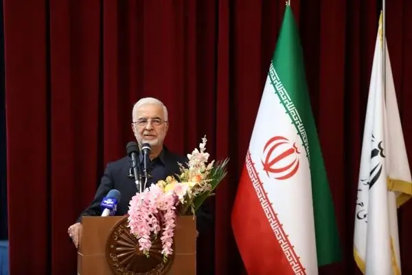 وزیر الداخلیة: تطویر التعاون مع الدول الجارة سیاسة ایران الحاسمة