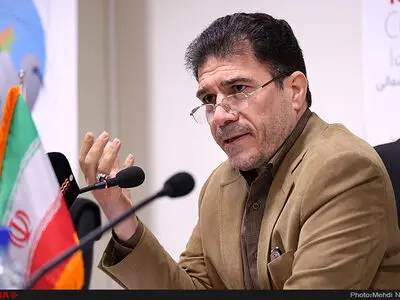 برخی از کشورهای منطقه از طریق دیگرهراسی و دشمن‌تراشی به دنبال تامین امنیت هستند