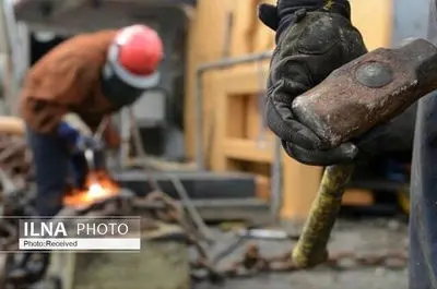 کاهش ظرفیت تولید در برخی واحدهای صنعتی اصفهان/ کارگران چشم‌انتظار جبران عقب‌ماندگی مزدی