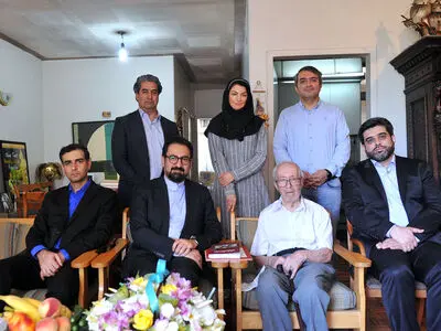 دیدار معاون امور هنری با امیراشرف آریان‌پور