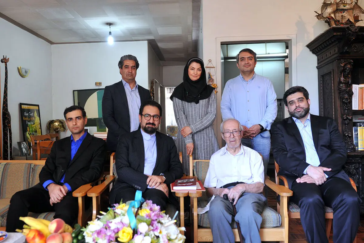 دیدار معاون امور هنری با امیراشرف آریان‌پور