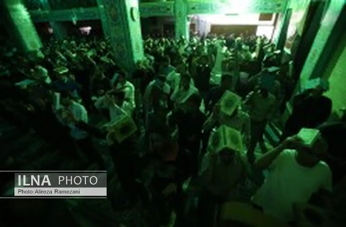 مراسم احیاء نوزدهمین شب رمضان درمساجد کیش