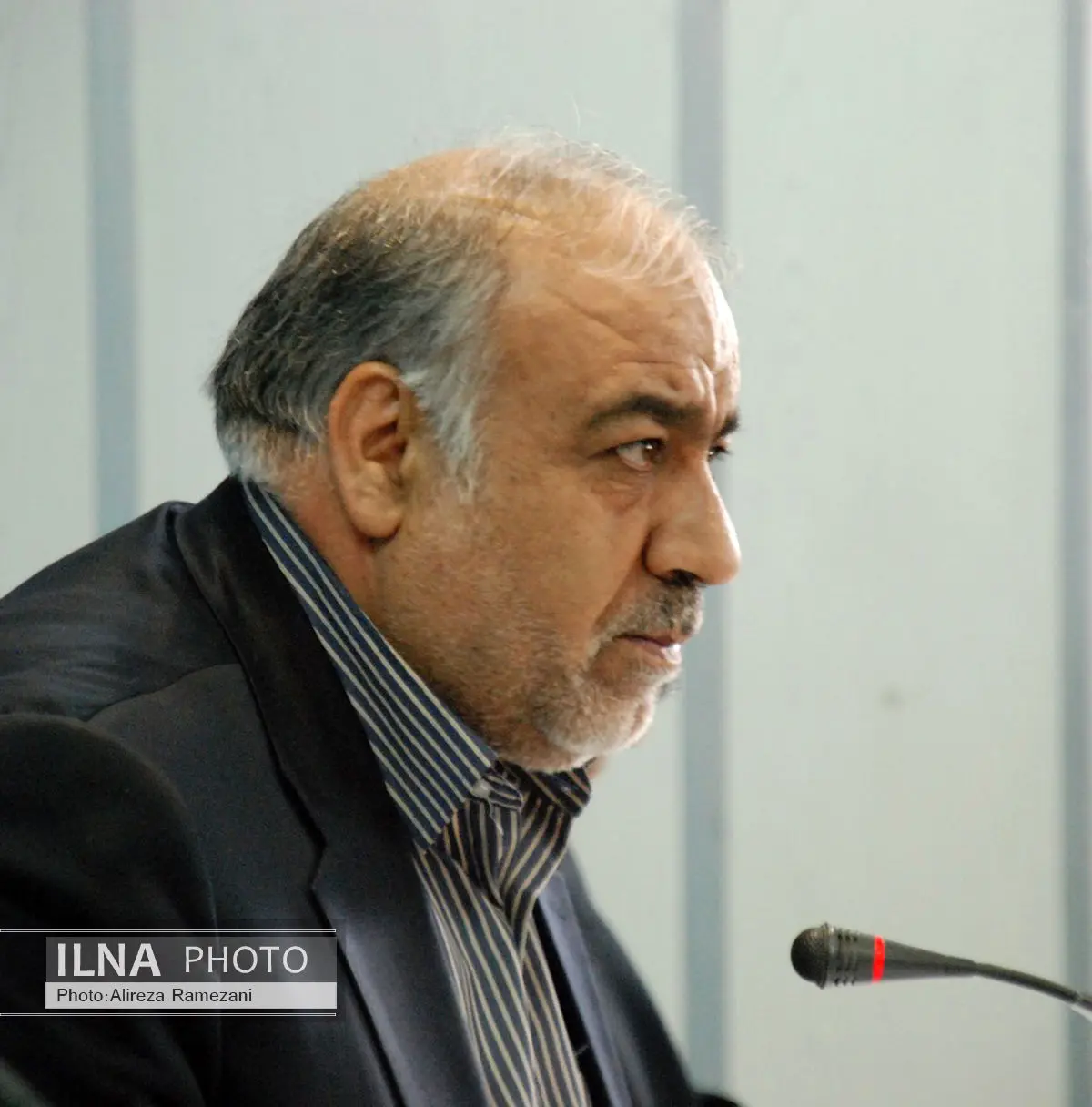 تدوین سند اشتغال و چشم اندار ۱۴۰۴ از اقدامات دولت  در لرستان بوده است 