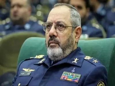 وزیر دفاع عازم چین شد