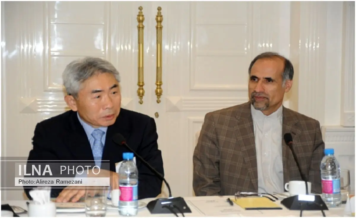 افخمیراد خواستار سرمایهگذاری مستقیم و انتقال تکنولوژی کره به ایران شد