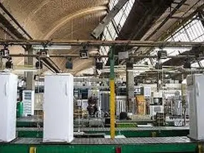 سقوط یک برند ملی/ چرا نان کارگران «تولی‌پرس» آجر شد؟!