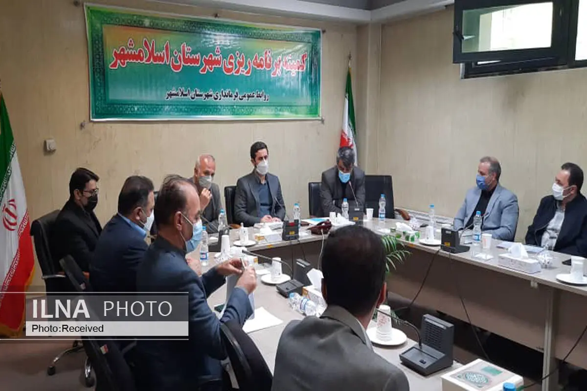 بیمارستان ۴۰۰ تختخوابی و بهسازی راه‌های روستاهای اسلامشهر چشم انتظار تأمین اعتبار