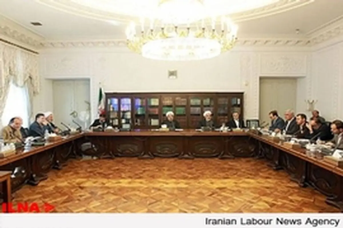 اختلاف چیزی جز تشدید معضلات به بار نمی‌آورد