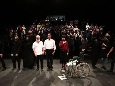 تقدیم اولین اجرای نمایش «بوف نه‌چندان کور» به هما روستا و حمید سمندریان