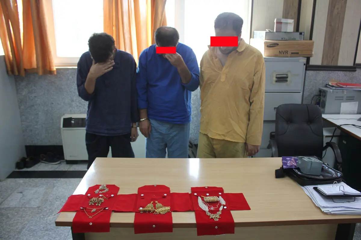 سرقت ارثیه خانوادگی با پوشش ماموران پلیس