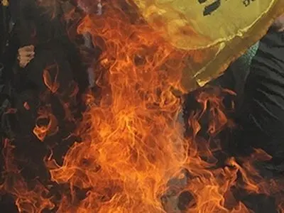 تجمع بزرگ ۱۳ آبان و تشییع پیکر ۴۵ شهید گمنام دفاع مقدس
