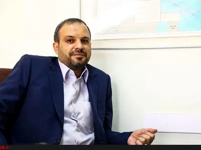 تصمیمات غیرکارشناسی دولت و مجلس عین تحریم است