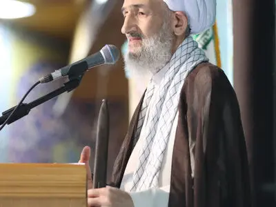 صلح با دشمن زمانی مشروع است که از موضع قدرت باشد