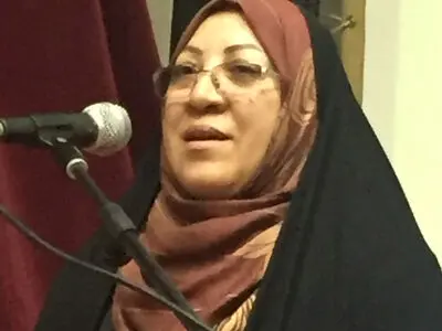 حامی هنر فاخر هنرمندان هستیم