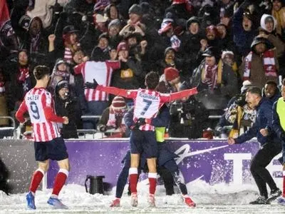 ویدیو: یک گل باورنکردنی از لیگ کانادا