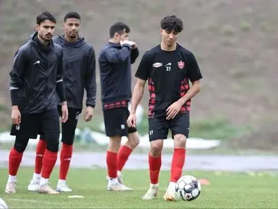 تمرین پرسپولیس زیر بارش شدید باران بهاری