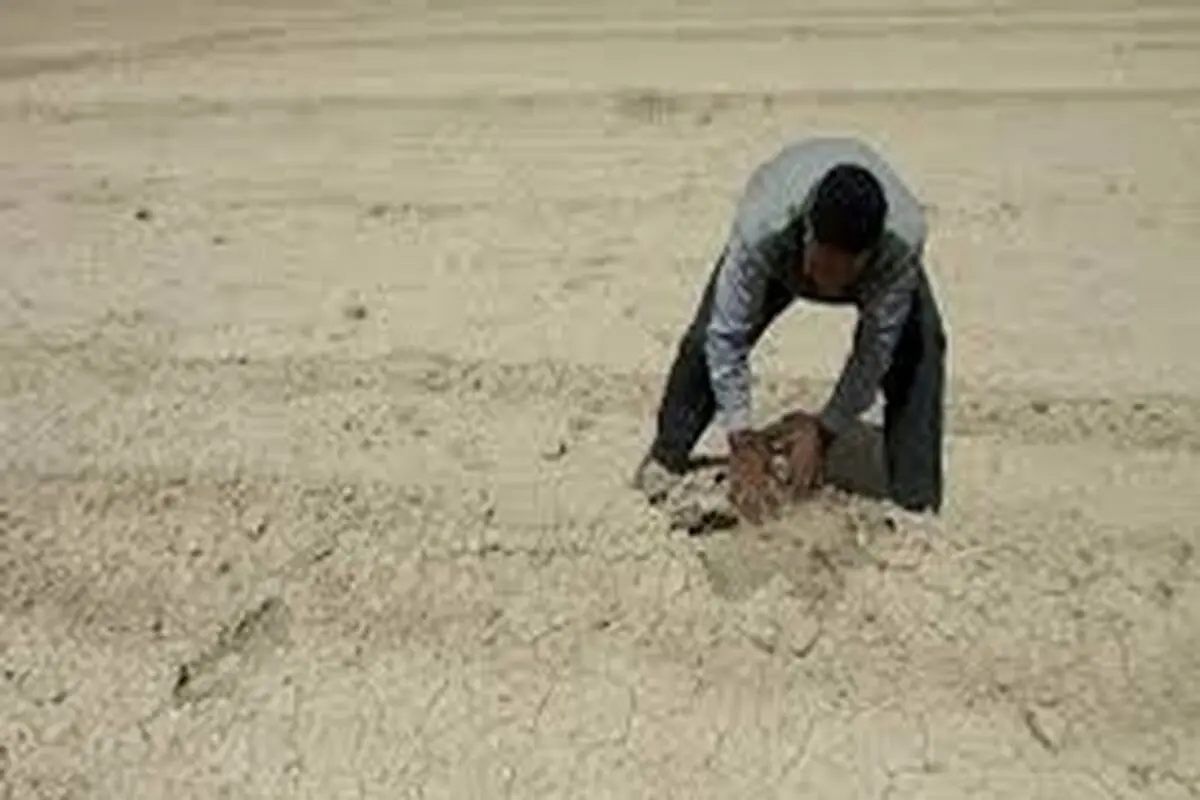 خشکی زاینده رود یک معضل کشوری است