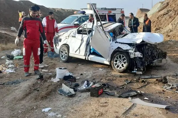 ۲ تصادف در جاده‌های  زنجان 5 مصدوم و سه فوتی بر جای گذاشت 