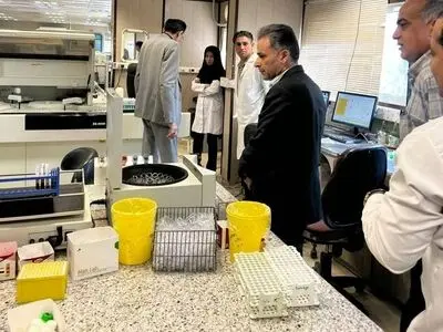 بازدیدهای نظارتی رئیس آزمایشگاه مرجع سلامت از مراکز درمانی در ایام نوروز