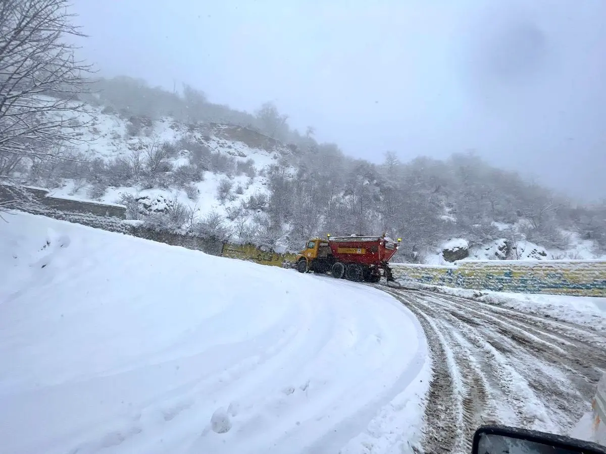 ۳ هزار و ۸۲۵ کیلومتر باند برفروبی در گلستان