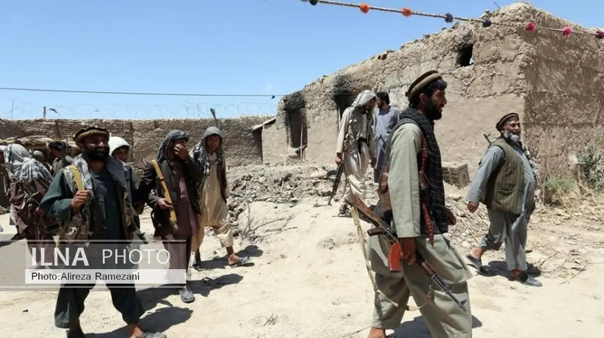 کشته شدن هشت پلیس افغان در درگیری با طالبان