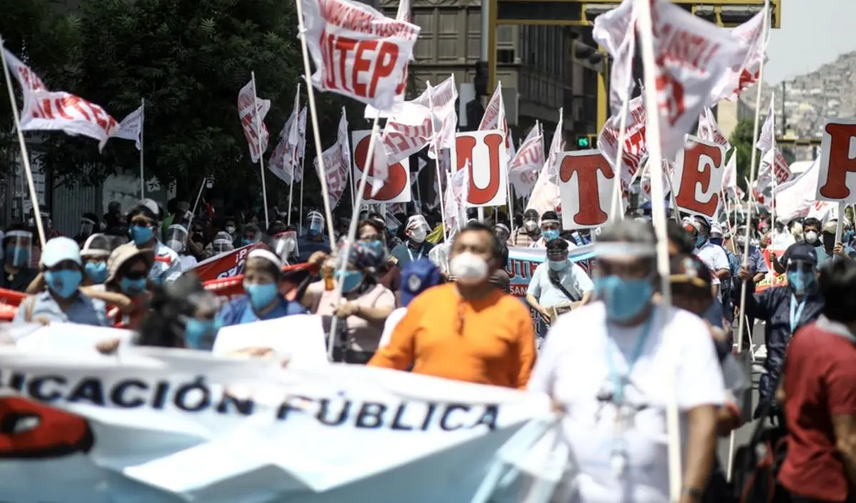 کارکنان بخش آموزش پرو پنجشنبه وارد اعتصاب سراسری می‌شوند