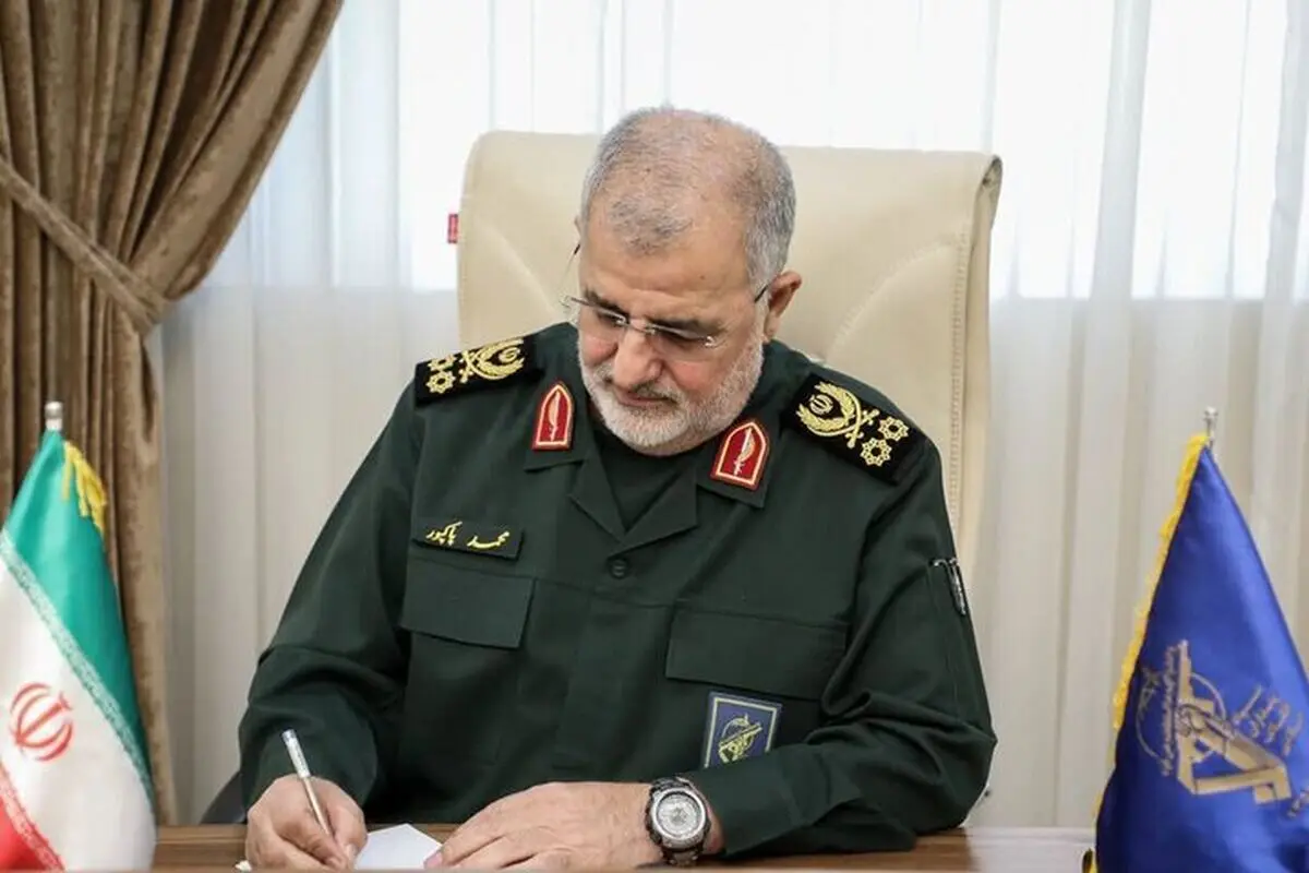 فرمانده کل سپاه درگذشت والده سردار حاج احمد متوسلیان را تسلیت گفت