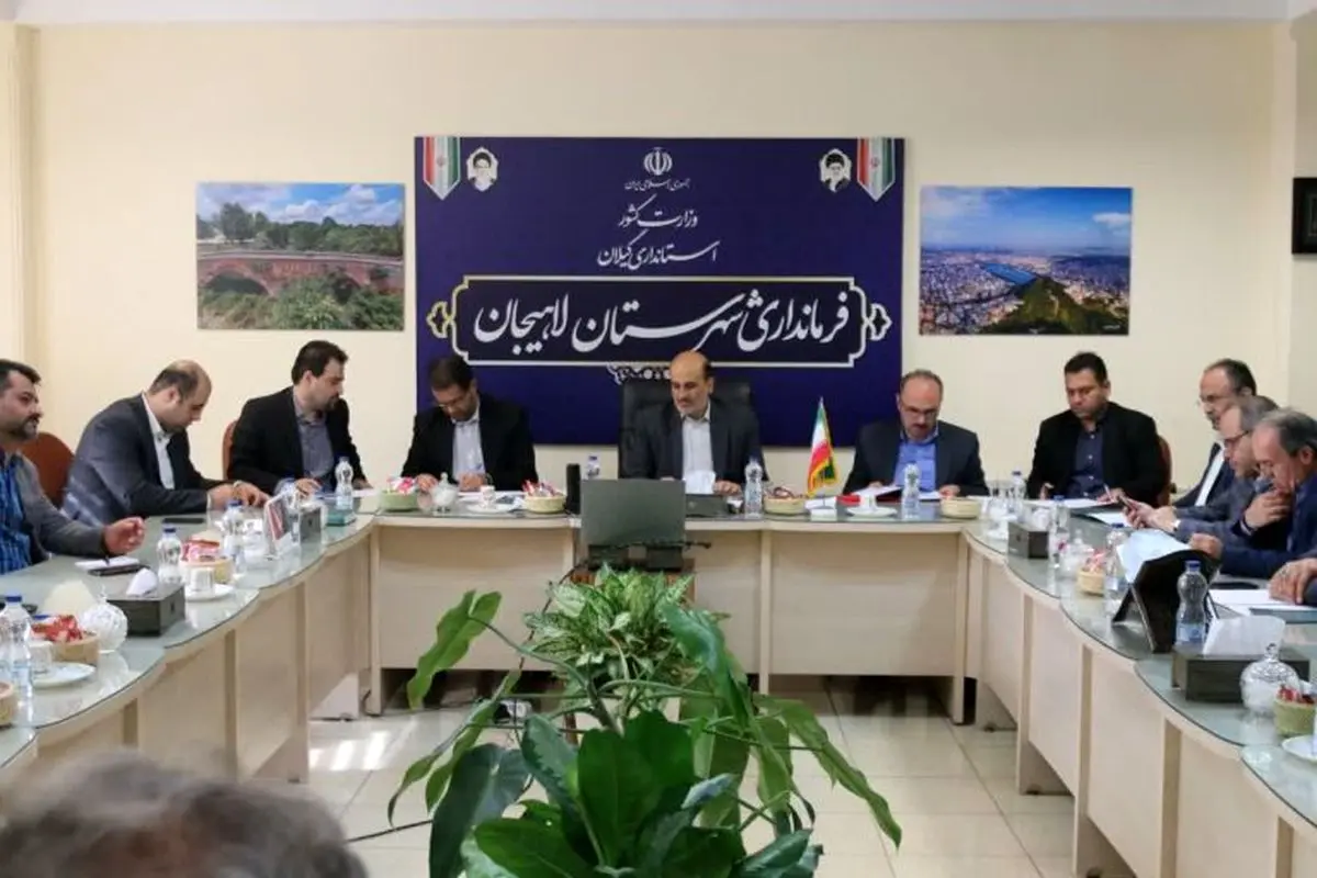 حمایت از سرمایهگذاری و رفع موانع تولید در اولویت است/ مشکلات در زیرساخت ها موجب ایستایی در رشد شده است