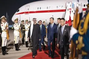 ولیعهد ابوظبی به چین سفر کرد