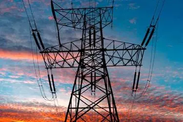 آسیب‌دیدگی 25 هزار متر شبکه برق استان ایلام در جنگ / 30 دستگاه پست و کلید برق دچار آسیب شد