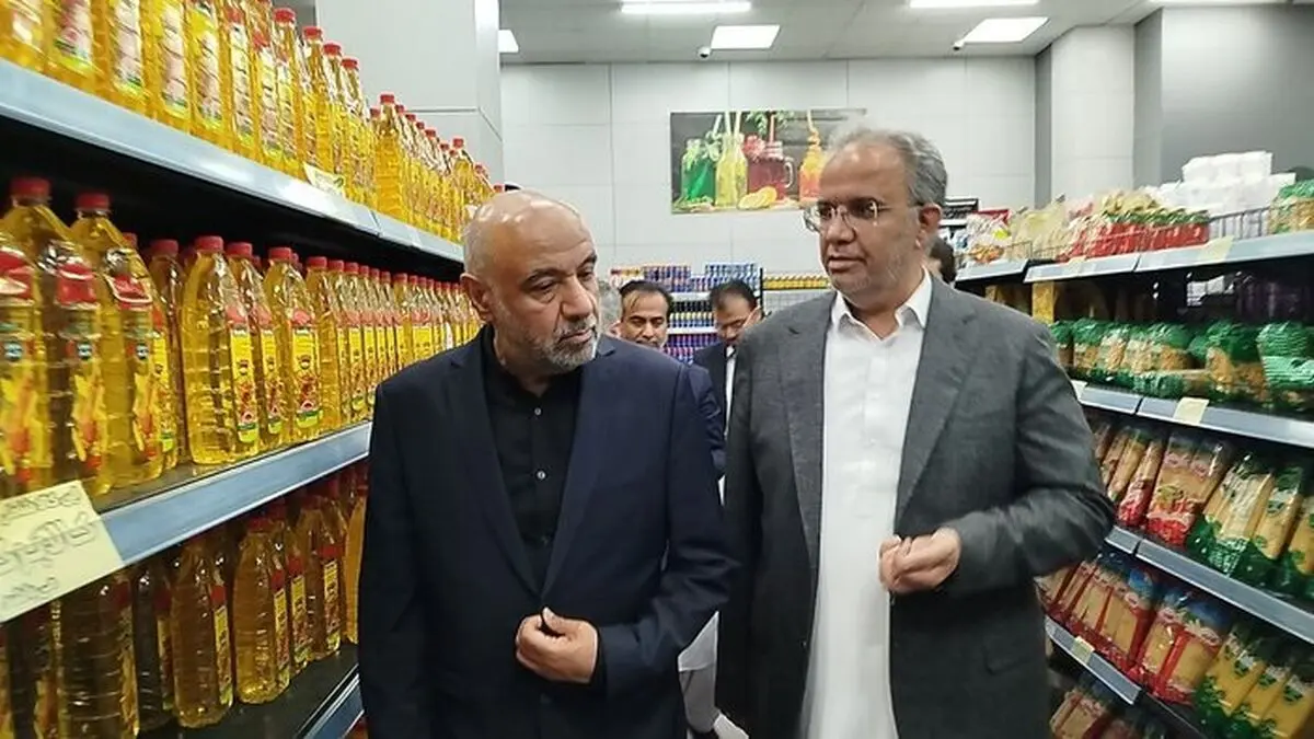 حضور وزیر تعاون و استاندار سیستان و بلوچستان در بازار رسولی زاهدان / تداوم زندگی زیر سایه جنگ