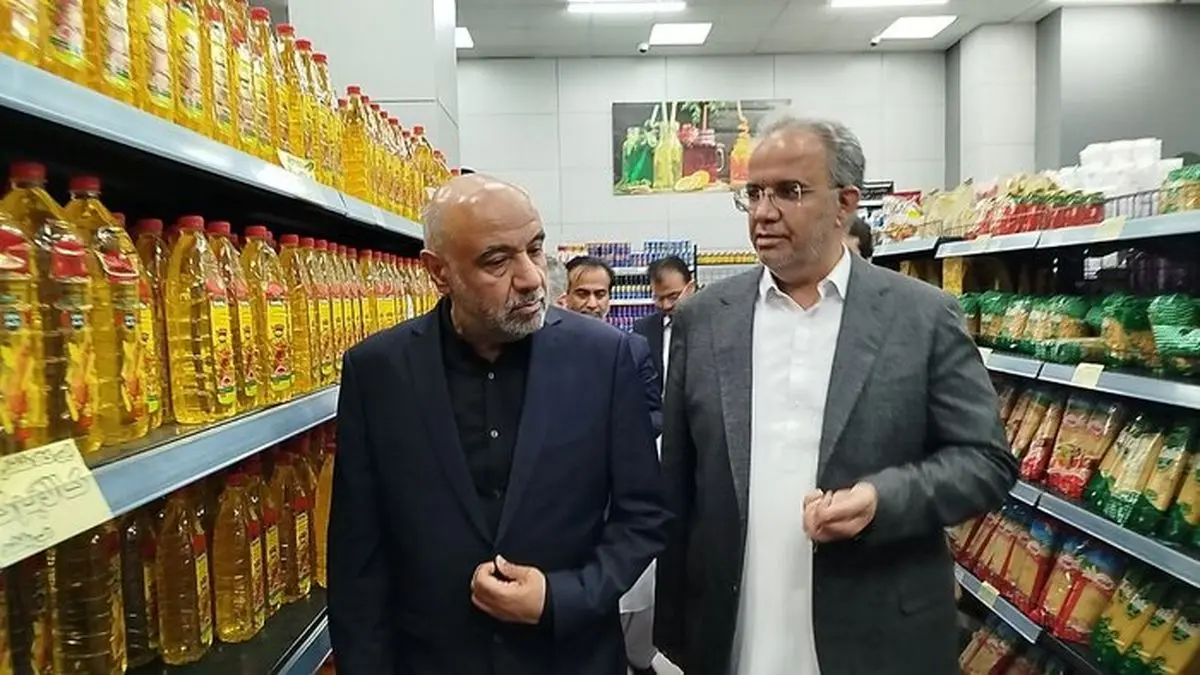 حضور وزیر تعاون و استاندار سیستان و بلوچستان در بازار رسولی زاهدان / تداوم زندگی زیر سایه جنگ