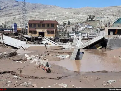 جمع‌آوری کمک‌های «شبکه مروجان کتابخوانی» به سیل‌زدگان