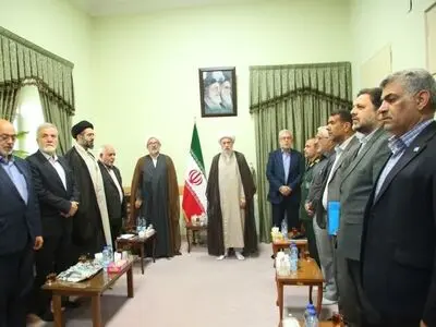 رونمایی از المان و یادمان عاشورایی در میدان امام حسین (ع) شیراز