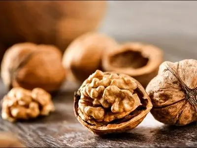 عوامل موثر در قیمت گردو خشک چیست؟