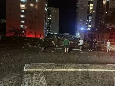 لأول مرة منذ 8 أکتوبر.. صواریخ حزب الله تدک حیفا وأنباء عن إصابات خطیر