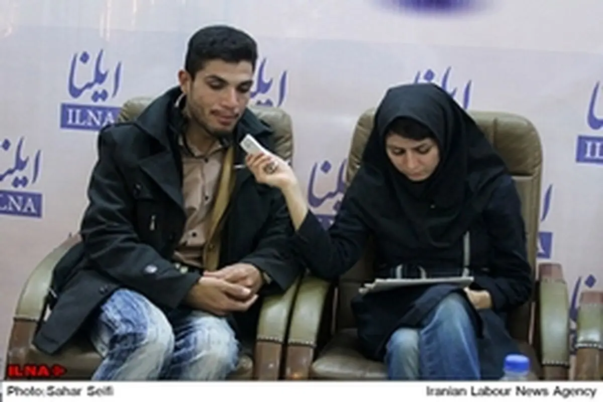حضور مخترع سرنگ نانو تکنیک در غرفه ایلنا