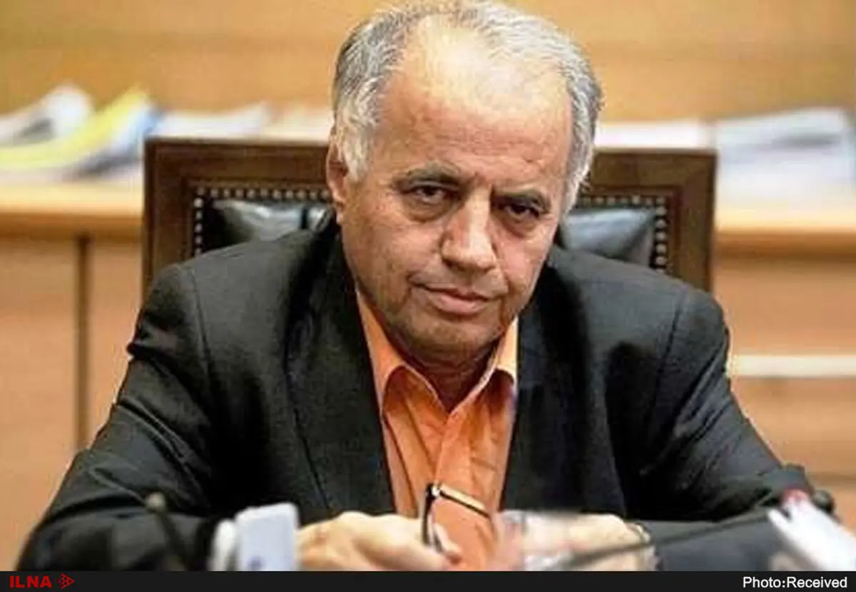 مونسان فردی کارآمد، به دور از جناح‌بندی و آشنا به فرهنگ و گردشگری است