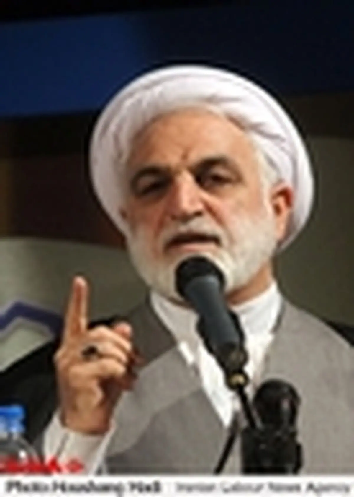 در منصب قضا باید با شدت بیشتری تقوا داشت