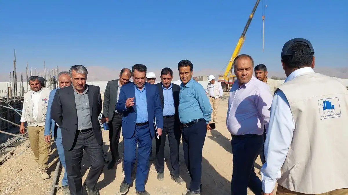 ​بازدید میدانی از روند پیشرفت طرح‌های فاضلاب شرق فارس