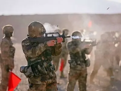 تاکید رئیس‌جمهوری چین بر آمادگی ارتش برای مقابله با بی‌ثباتی

