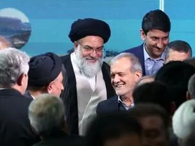 بهتر بود معاونین یا وزرای دولت به شهرستان‌ها سفر می‌کردند