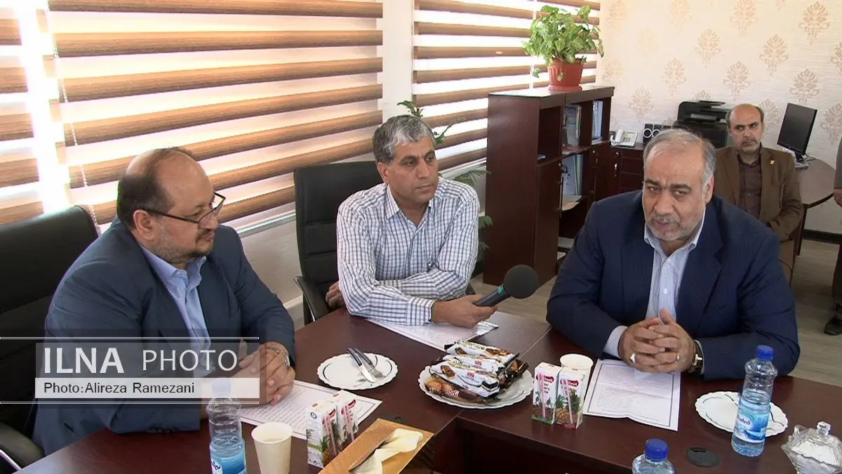 اعلام جزییات انتقال اختیارات به استانداران از سوی شریعتمداری