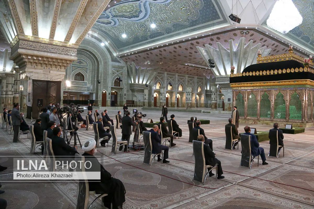 اعضاء الحکومة الجدیدة یجددون العهد مع قیم ومبادئ الامام الخمینی الراحل