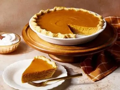 پای کدو حلوایی؛ شیرینی خاص برای شب یلدا 