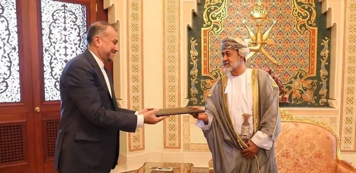 أمیر عبد اللهیان یلتقي سلطان عمان في مسقط