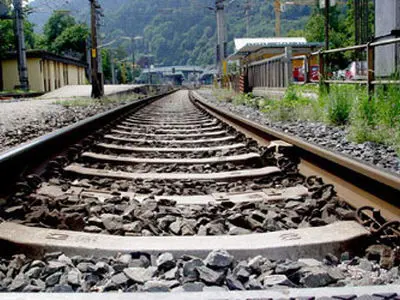 دستگیری سارقان سنگ‌های ریل راه آهن