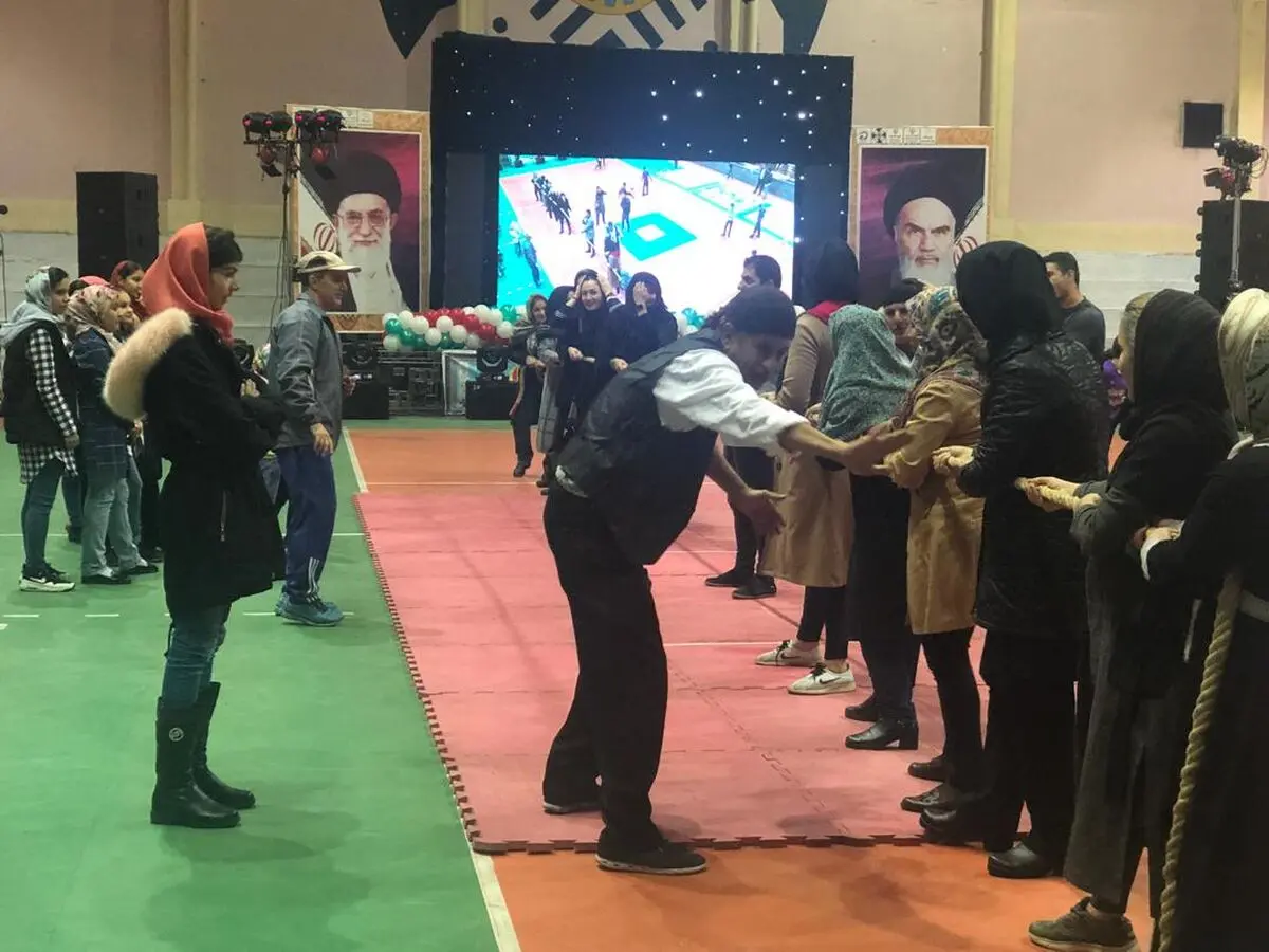 جشنواره بزرگ شب یلدای کارگری برگزار شد