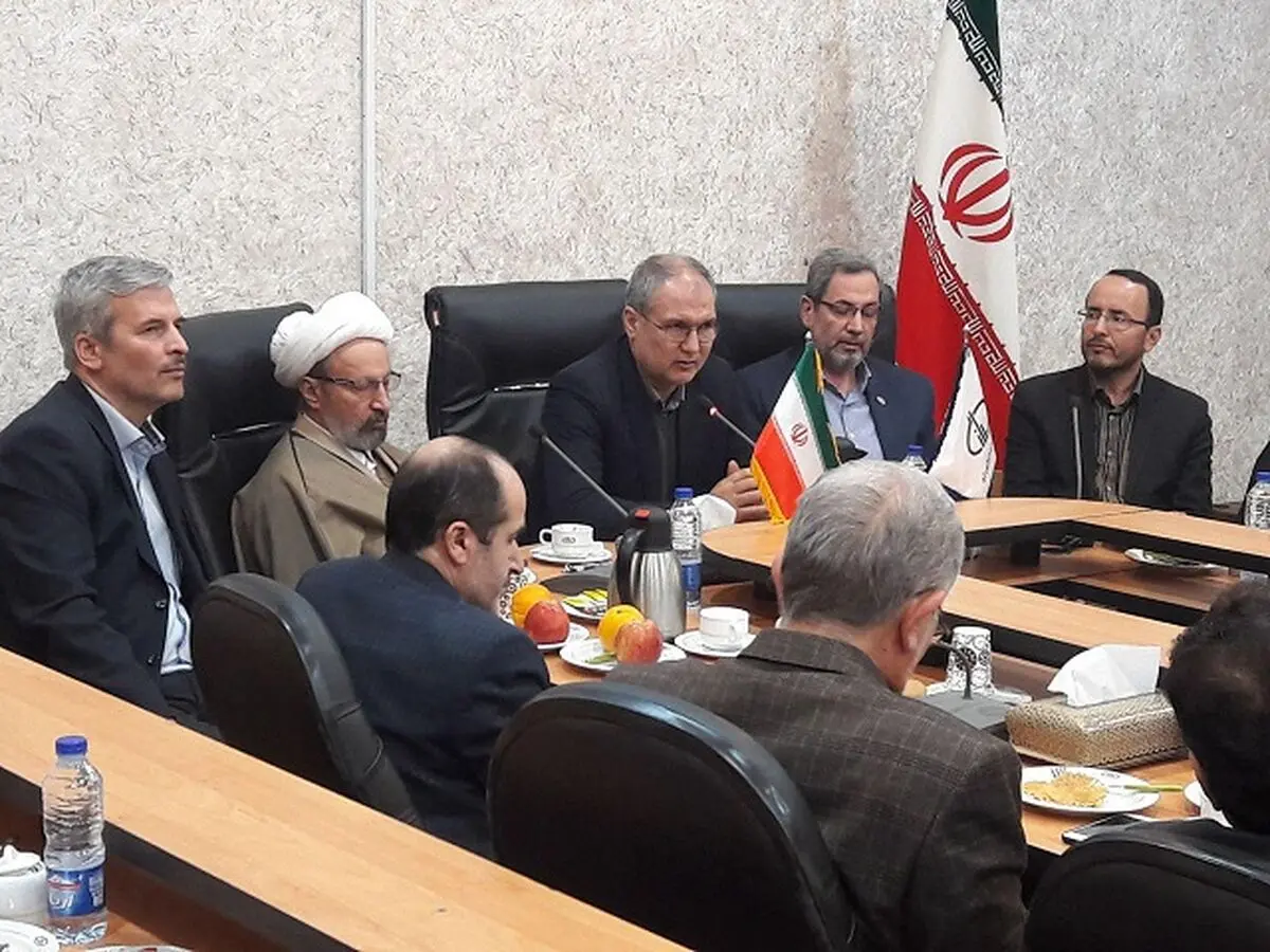 توسعه ارتباطات علمی، نوسازی ناوگان تحقیق و تولید در مدیریت جدید موسسه رازی