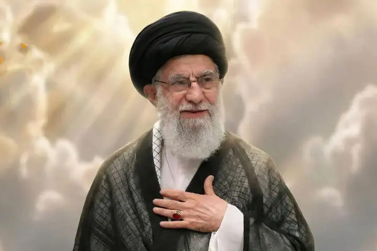مخاطبان گفتمان رهبر شهید در یک ملت و مذهب خلاصه نمی‌شوند